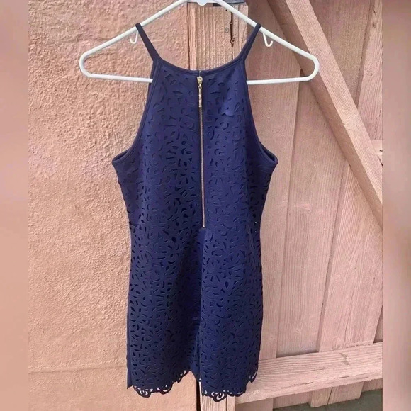 Lilly Pulitzer Pearl True Navy Laser Cut Scuba Ponte Shift Dress - Picture 3 of 8